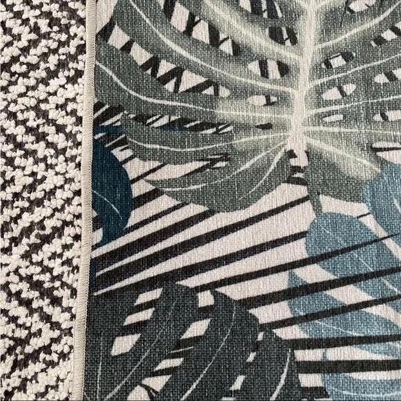 Monstera Jade Washable Rug - Picture 4 of 5